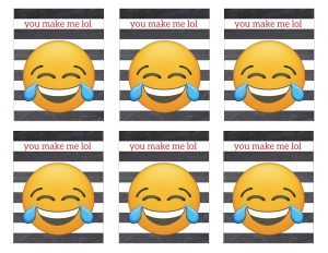 Free Printable Emoji Valentine Cards. Easy DIY emoji Valentine's Day cards. Kissy face emoji, poop emoji heart face and more. #papertraildesign #valentinesday #valentinesdayideas #emoji